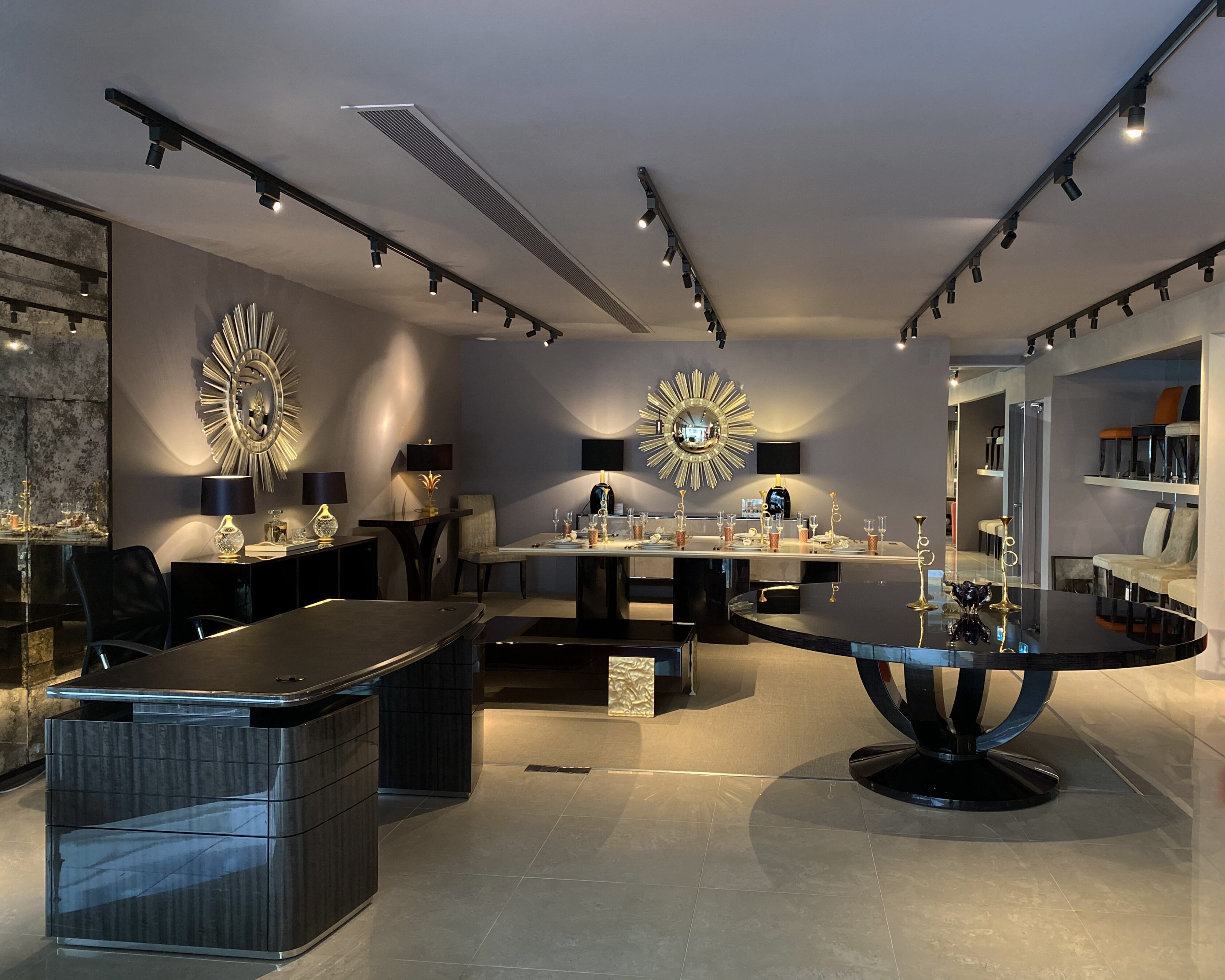 DAVIDSONNewShowroom01