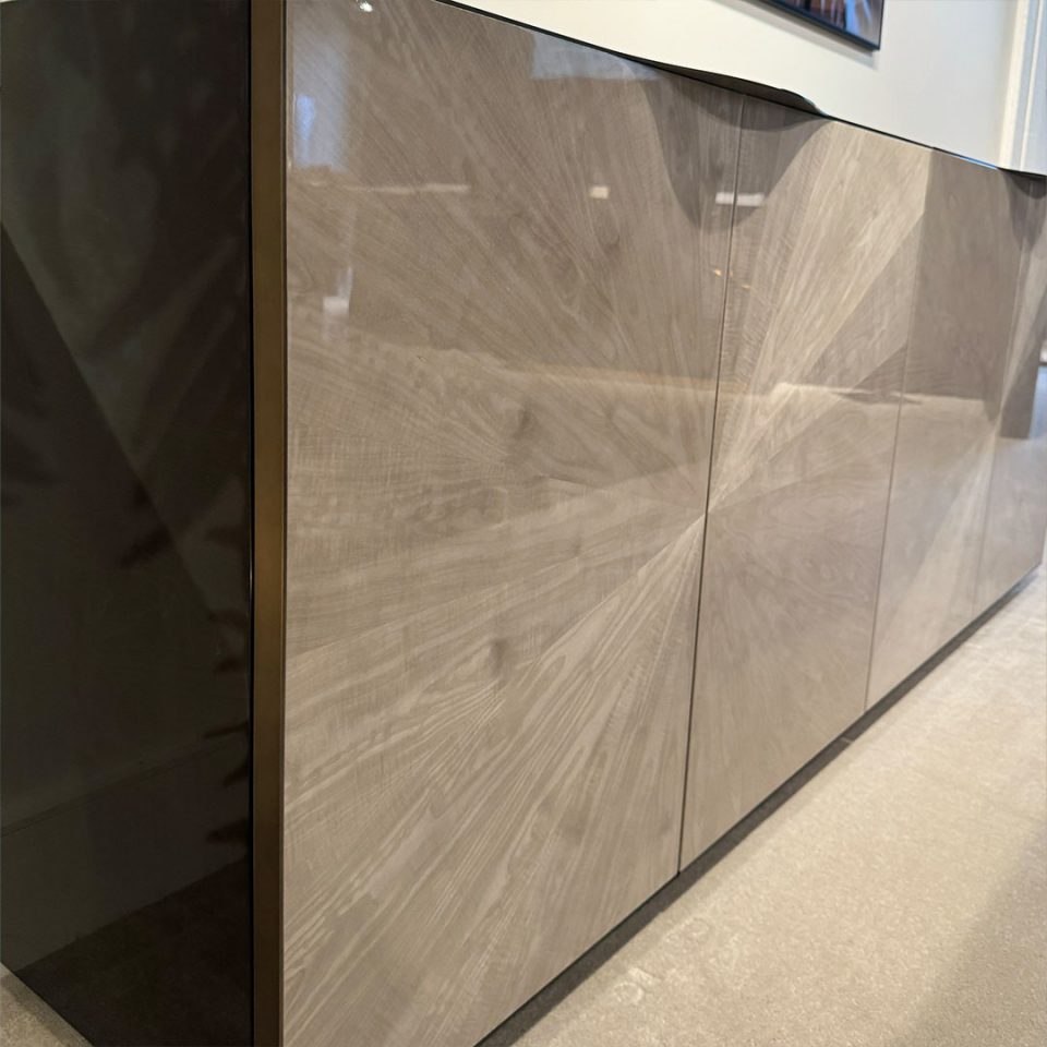 BrooklynCabinet_4Door_SycamoreBlack_SycamorePearl_PolishedBrass_DavidsonLondon_V4