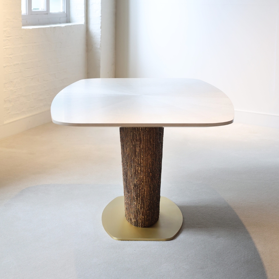 MagdonDiningTable_Side